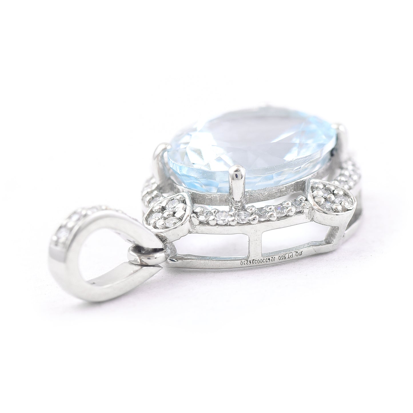 2.61 Ct Oval Mixed Cut Natural Aquamarine 950 Platinum Pendant