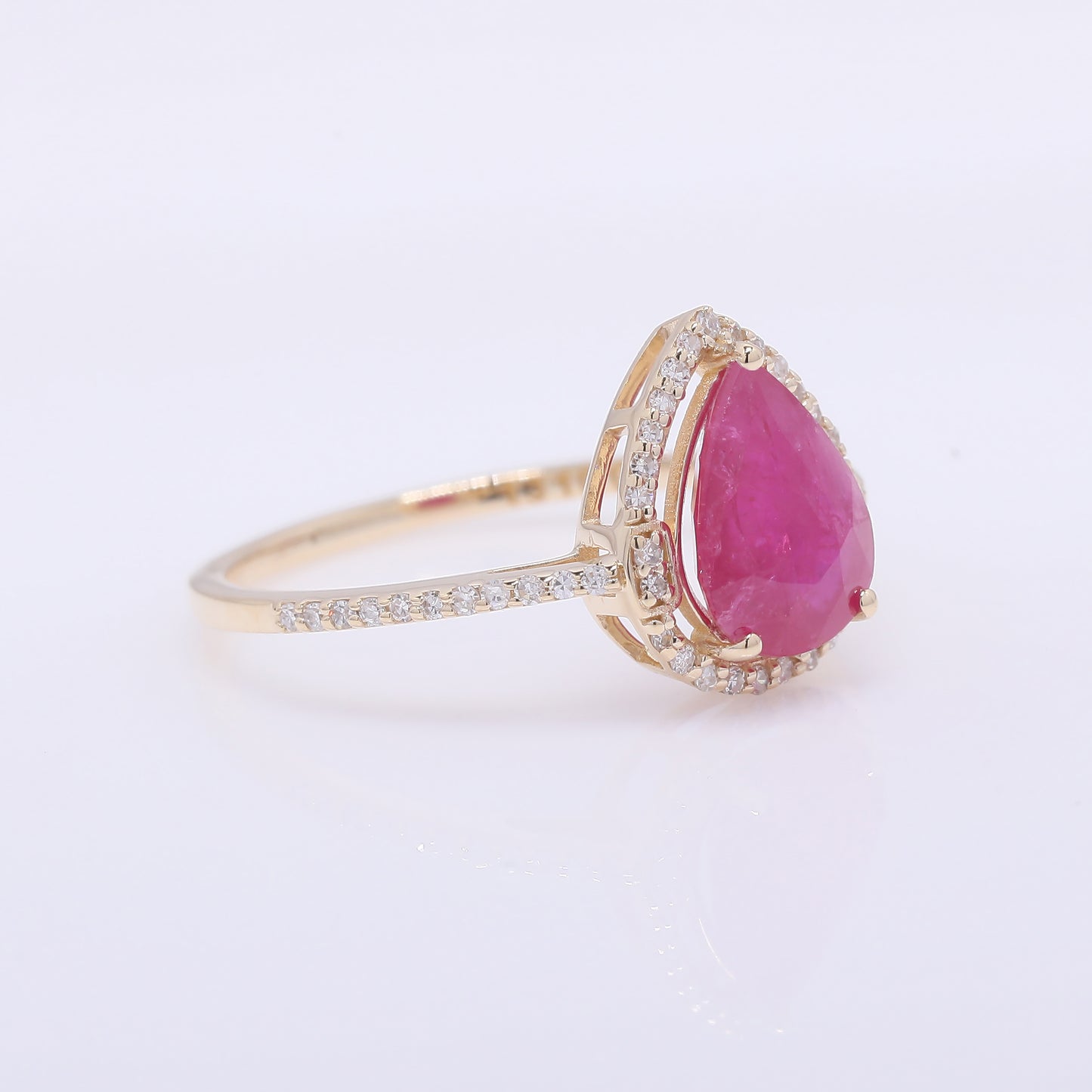 2.05 Ct Pear Mixed Cut Natural Ruby 14K Gold Ring