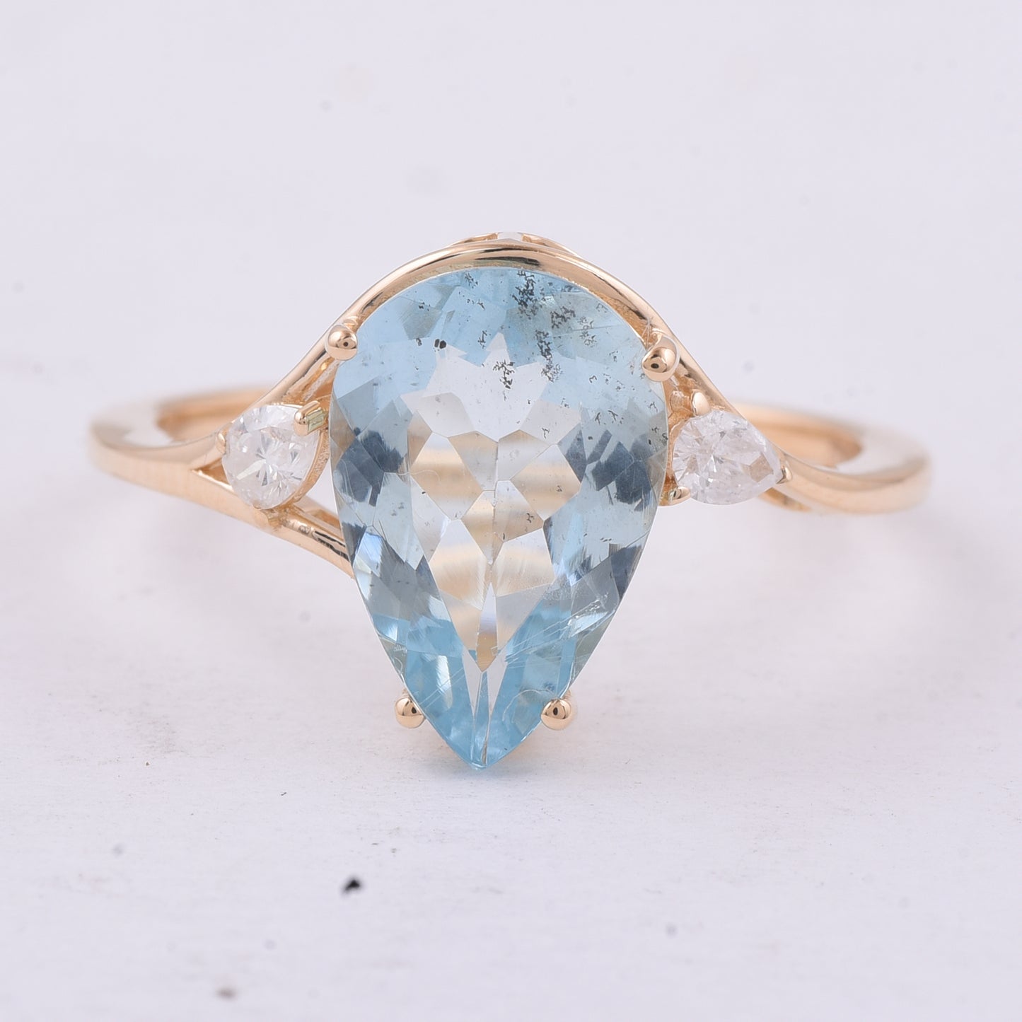 2.40 Ct Pear Natural Aquamarine 14K Gold Ring