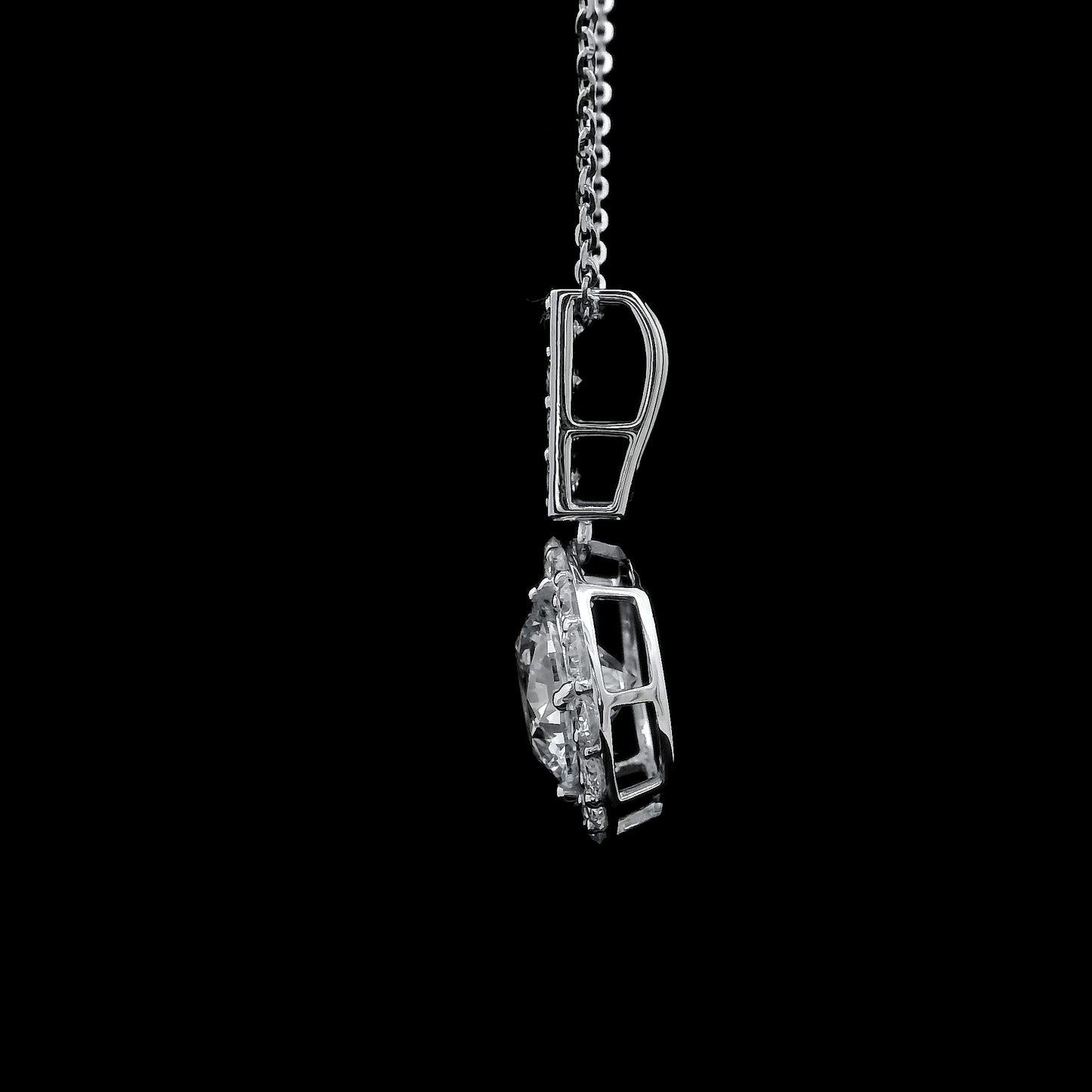 2.25 Carats Lab Grown Diamond 14K Gold Pendant