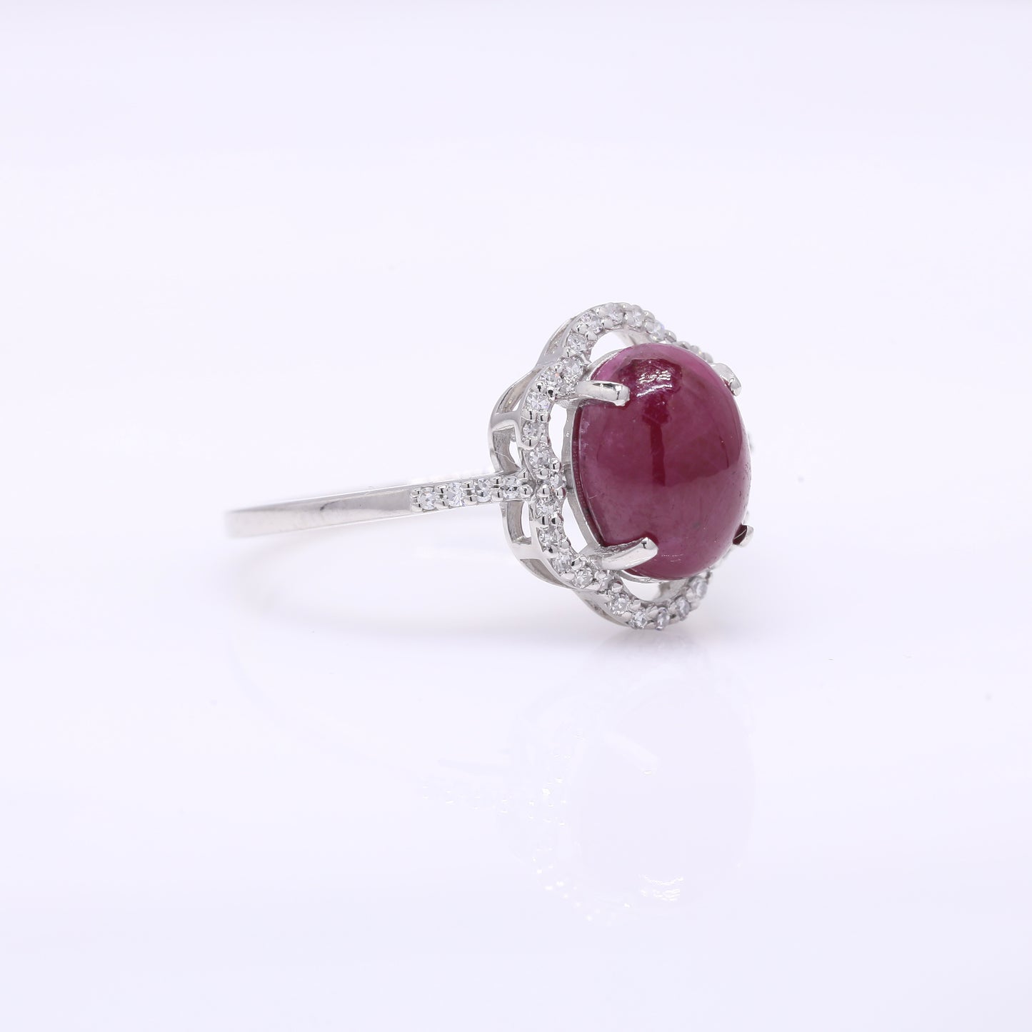3.45 Ct Oval Cabochon Cut Natural Ruby 950 Platinum Ring