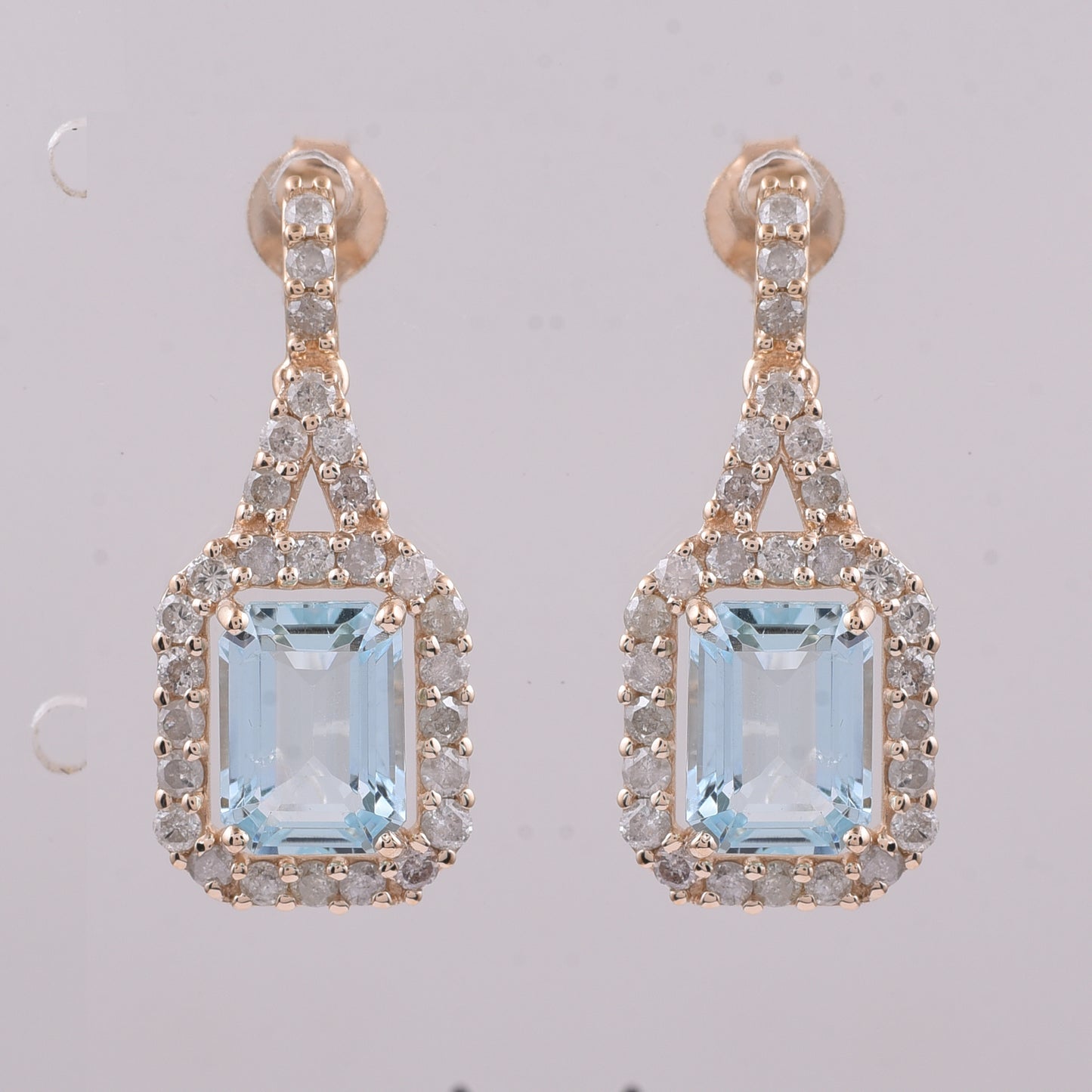 3.90 Ct Octagon Aquamarine 9K Gold Earrings