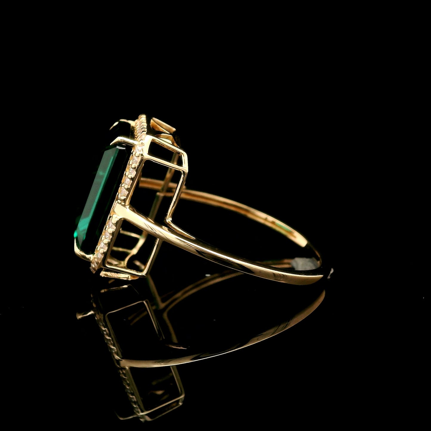 4.61 Ct Emerald Cut Lab Grown Emerald 14K Gold Ring