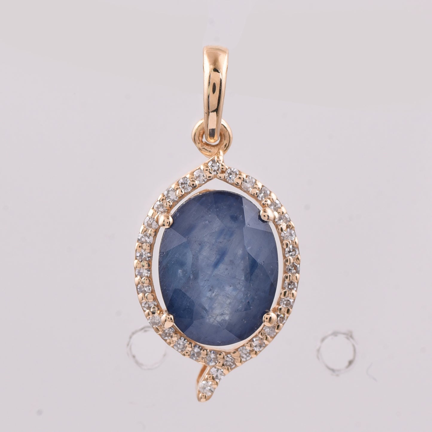 3.09 Ct Oval Natural Sapphire 14K Gold Pendant