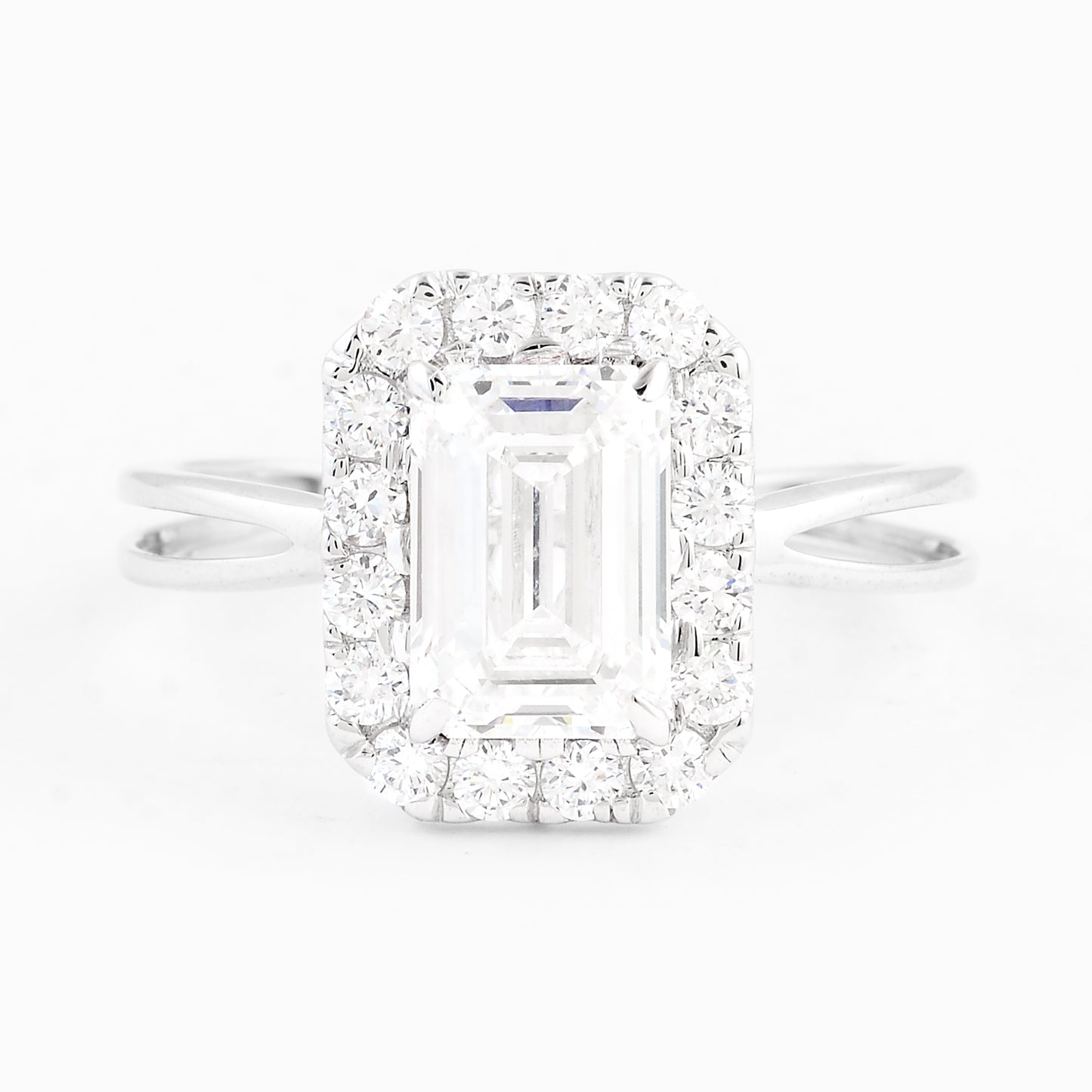 2.59 Carats Lab Grown Diamond 14K Gold Ring
