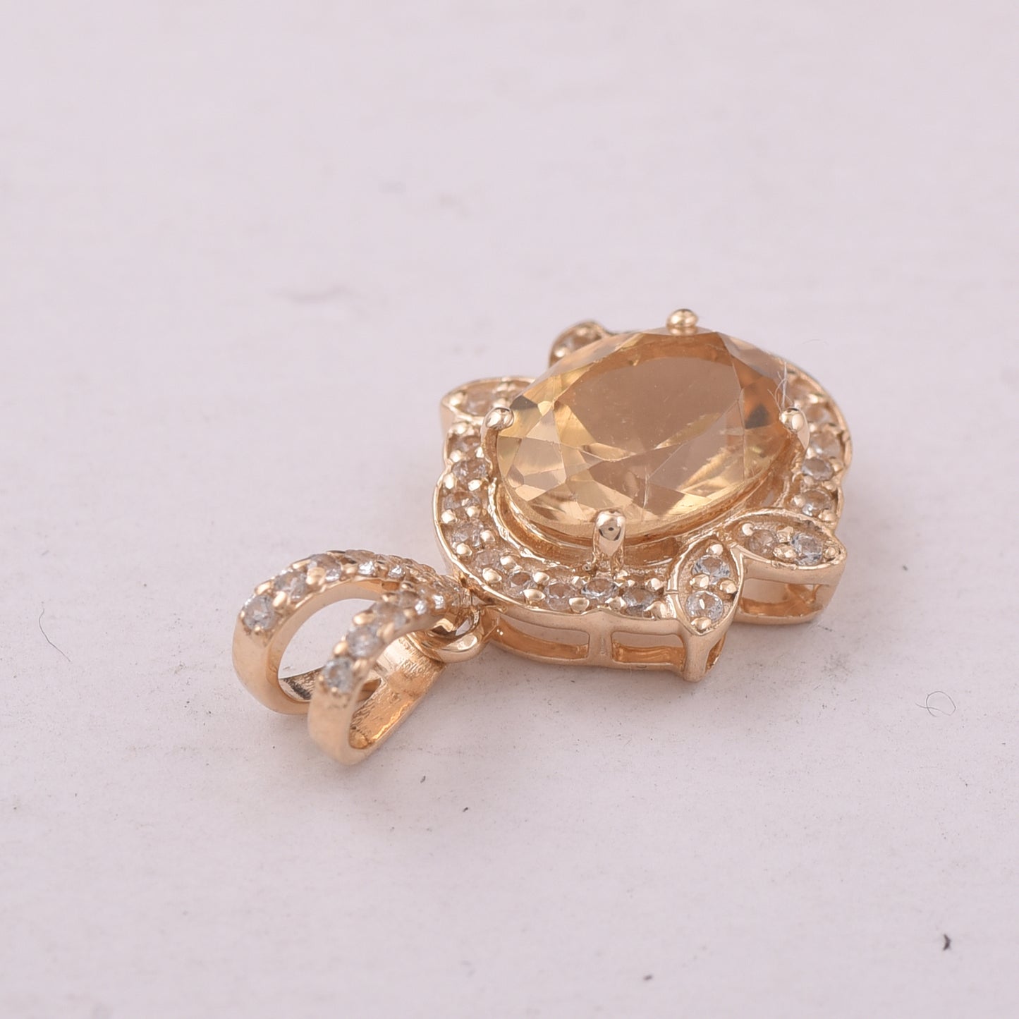 1.42 Ct Oval Tourmaline 9K Gold Pendant