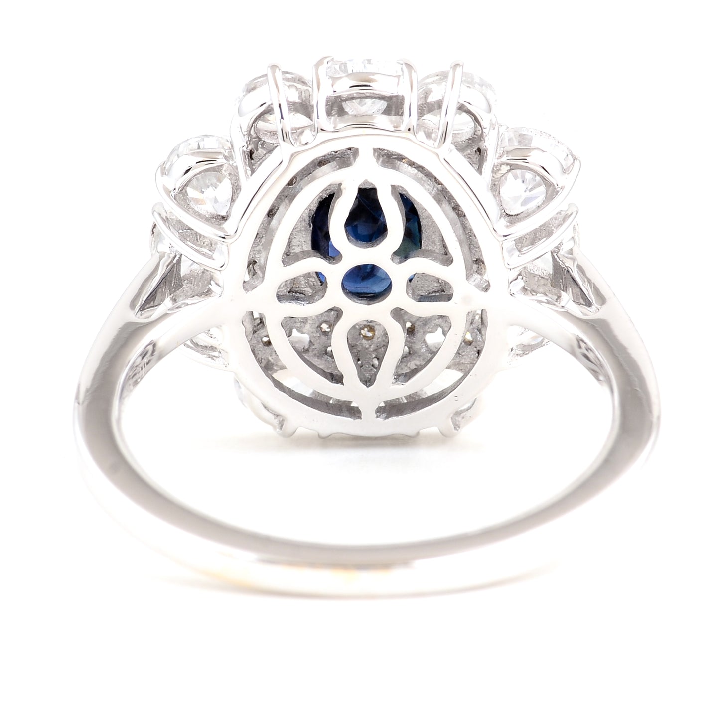 3.59 Carats Sapphire 14K Gold Ring