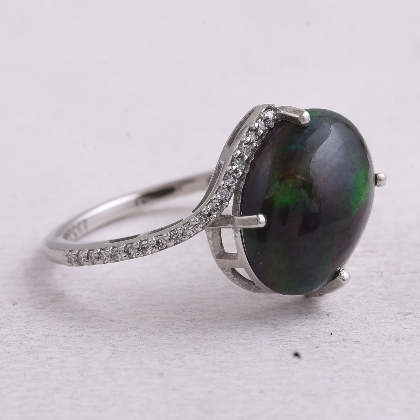 2.92 Ct Oval Cabochon Cut Natural Black Opal 950 Platinum Ring