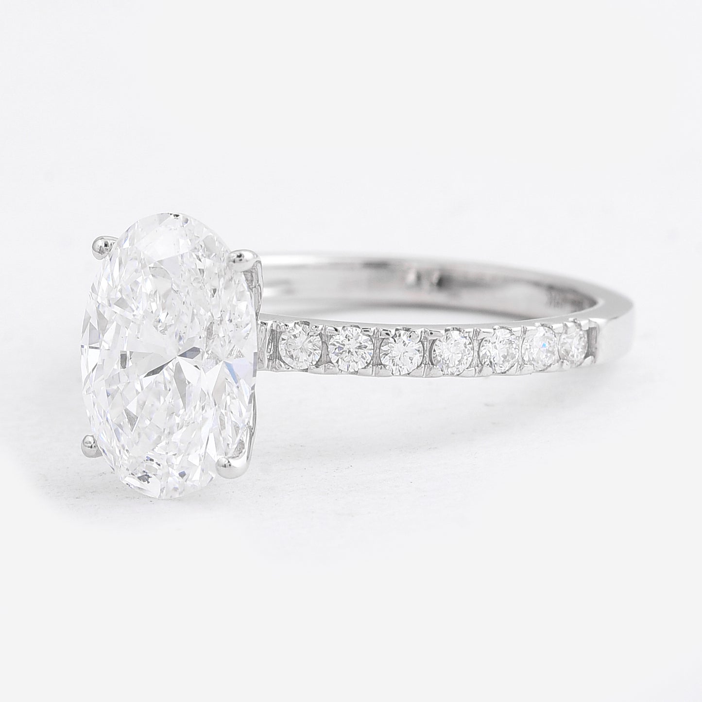 2.85 Carats Lab Grown Diamond 14K Gold Ring