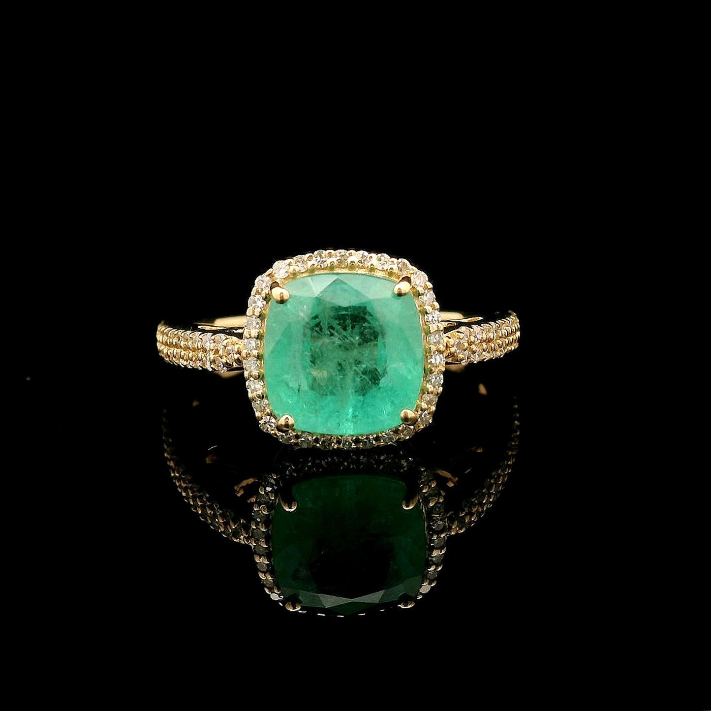 2.52 Ct Cushion Mixed Cut Natural Emerald 14K Gold Ring
