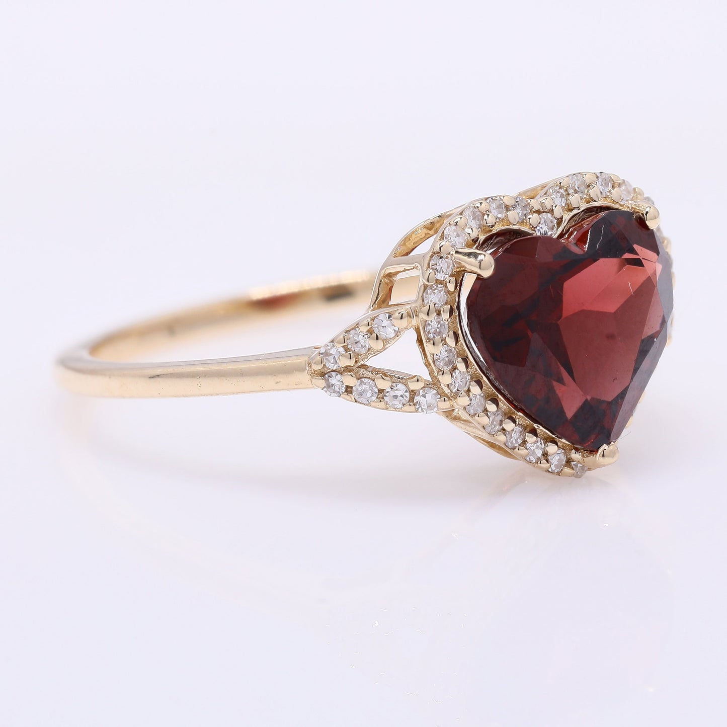 2.45 Ct Heart Mixed Cut Natural Garnet 14K Gold Ring