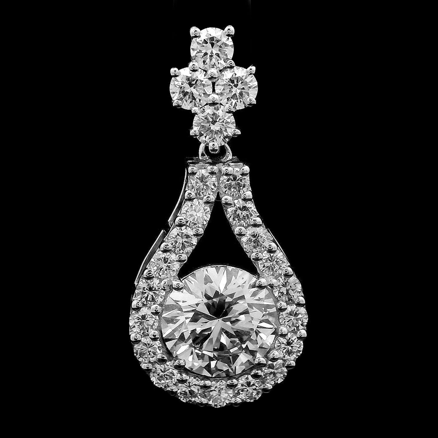 2.25 Carats Lab Grown Diamond 14K Gold Pendant