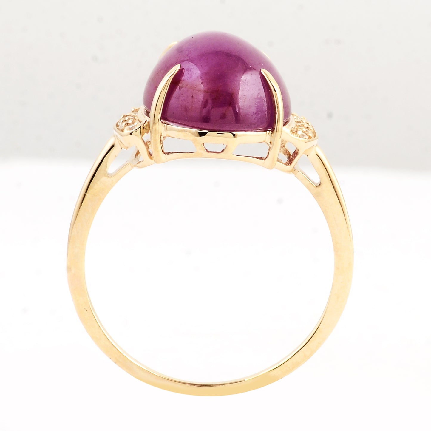 9.07 Ct Oval Ruby 14K Gold Ring