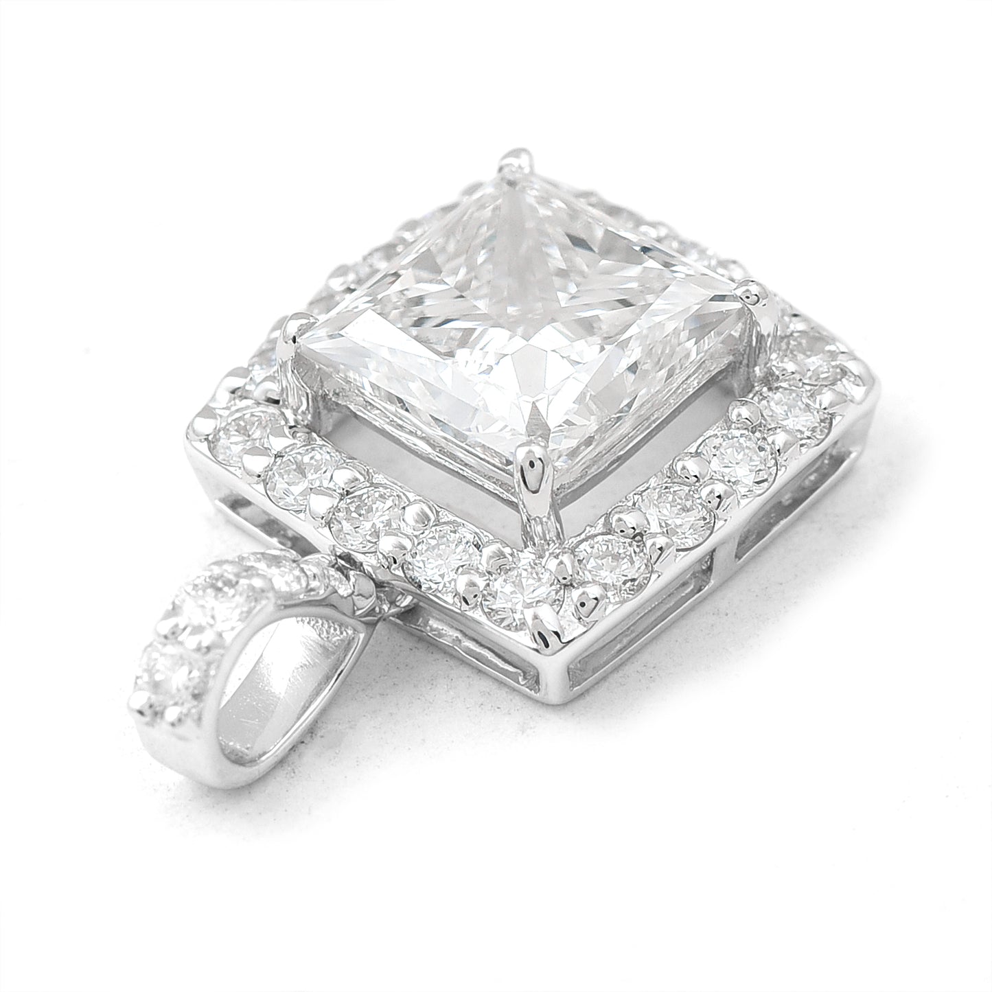 2.57 Carats Lab Grown Diamond 14K Gold Pendant