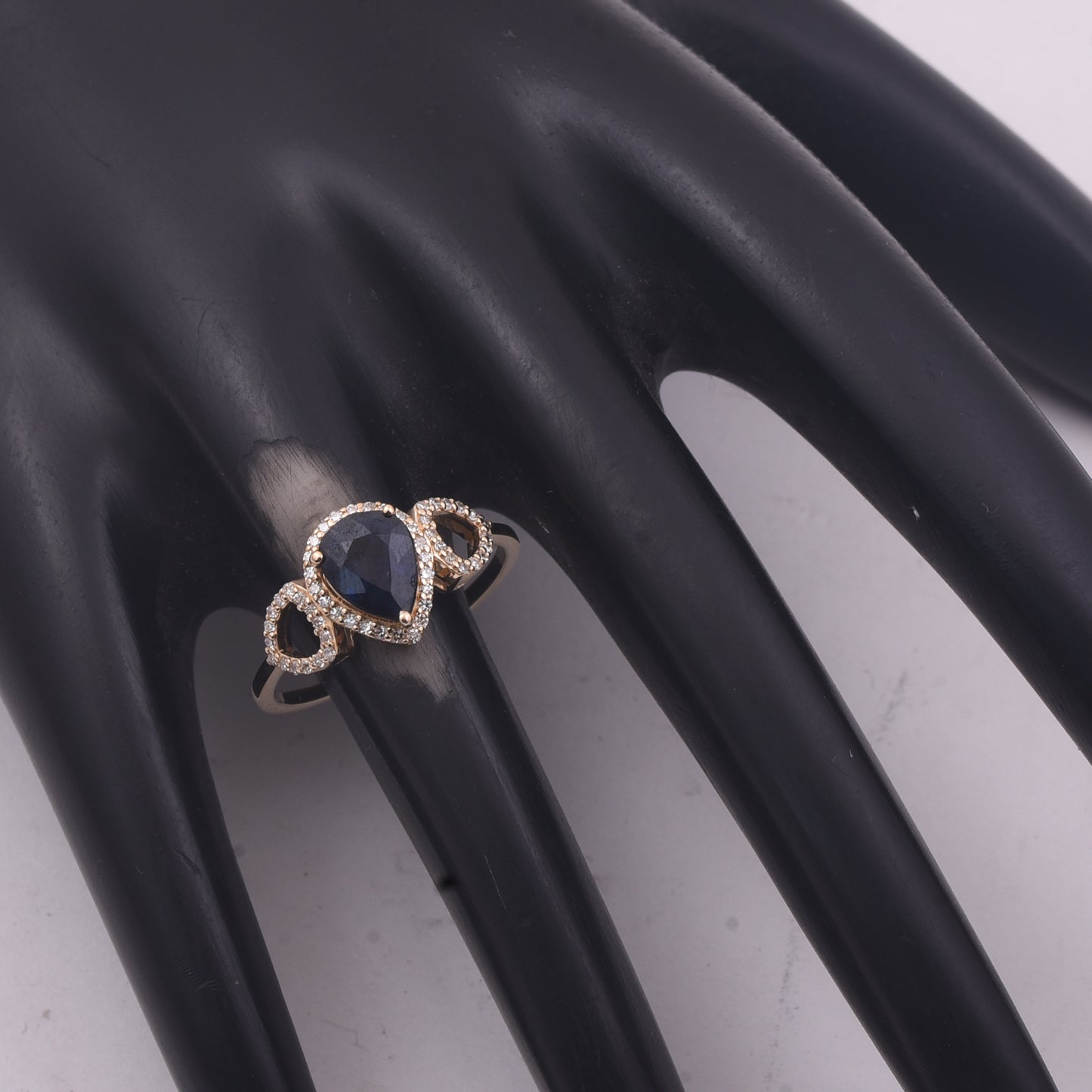 1.76 Ct Pear Mixed Cut Natural Sapphire 14K Gold Ring
