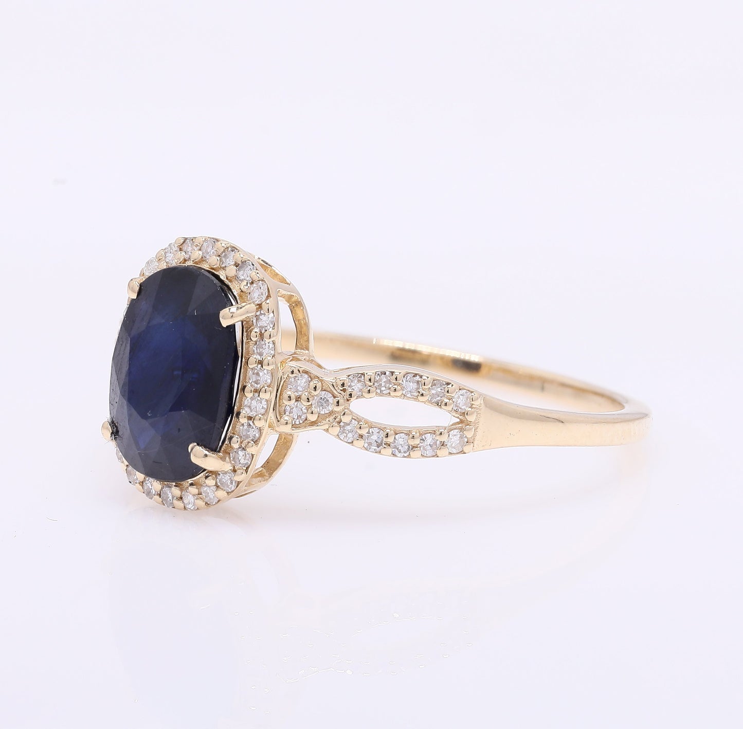 1.76 Ct Cushion Mixed Cut Natural Sapphire 14K Gold Ring