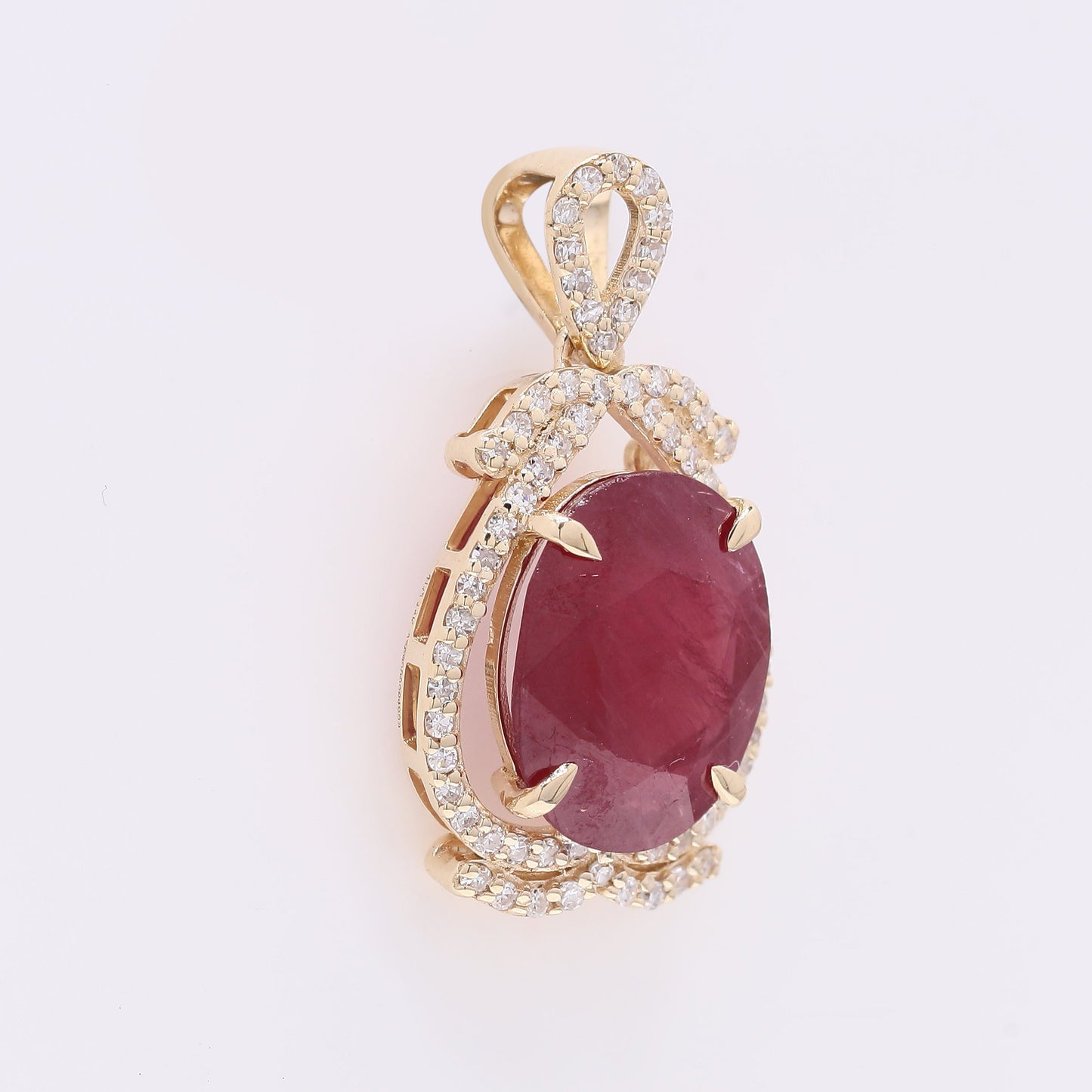 3.70 Ct Oval Mixed Cut Natural Ruby 14K Gold Pendant