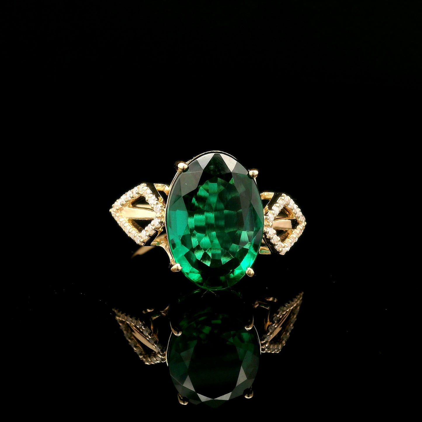 3.75 Ct Oval Mixed Cut Lab Grown Emerald 14K Gold Ring