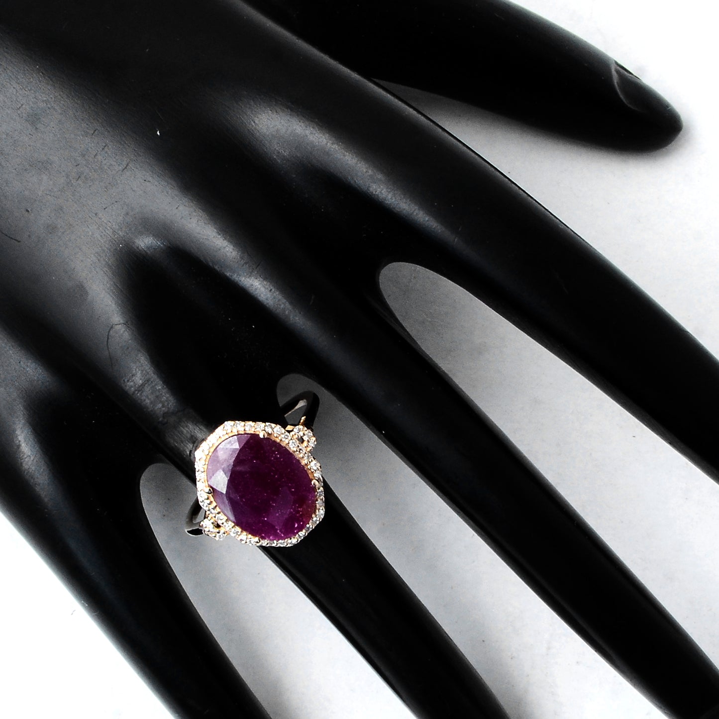 3.37 Ct Oval Mixed Cut Natural Corundum Ruby 14K Gold Ring