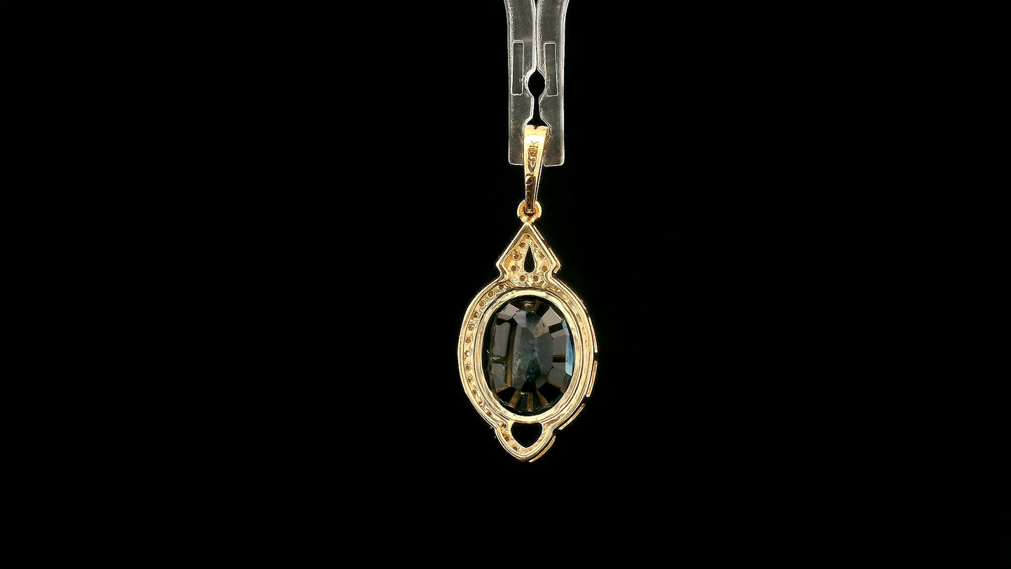 3.14 Ct Oval Natural Sapphire 14K Gold Pendant