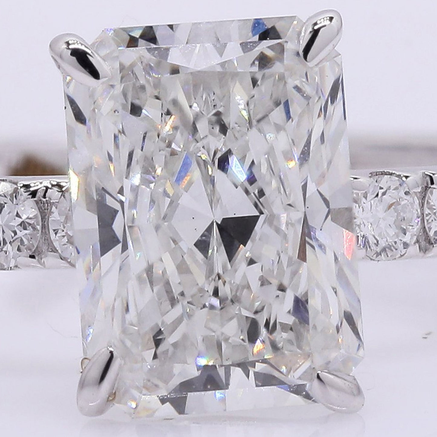 2.31 Carats Lab Grown Diamond 14K Gold Ring