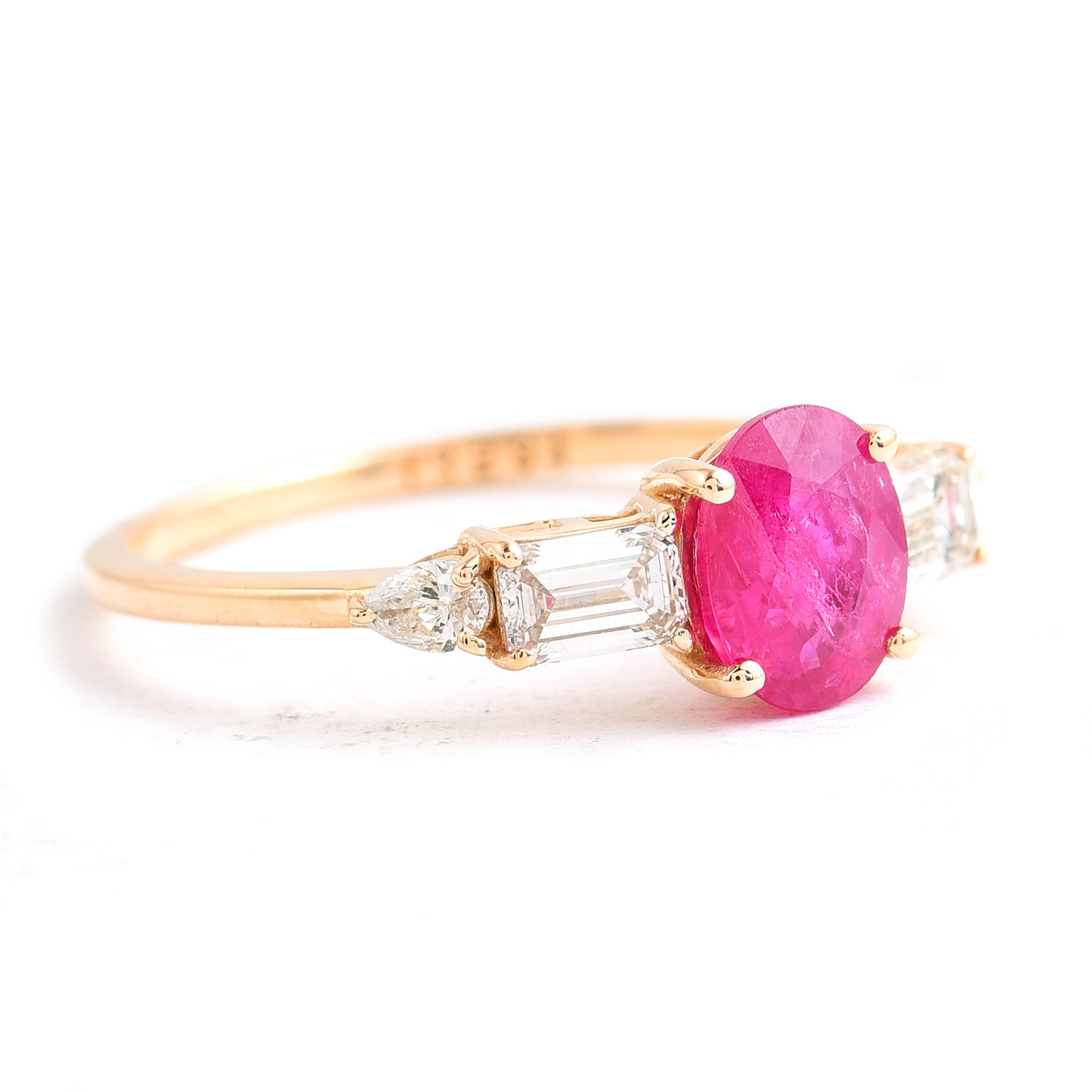 1.52 Ct Oval Mixed Cut Natural Ruby 14K Gold Ring