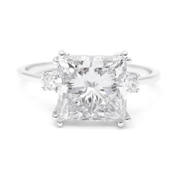 4.46 Carats Lab Grown Diamond 14K Gold Ring