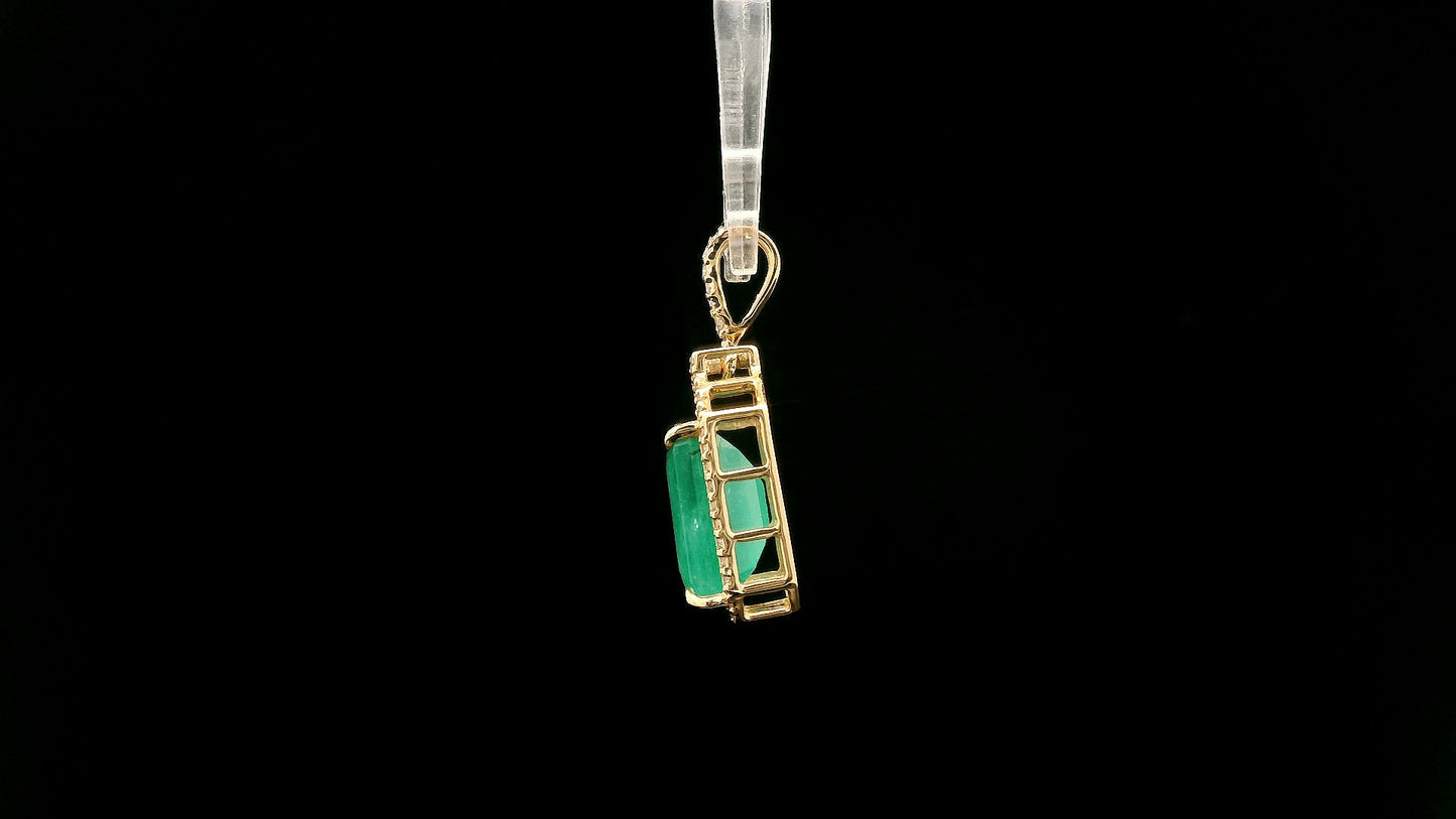 3.54 Ct Octagon Natural Emerald 14K Gold Pendant