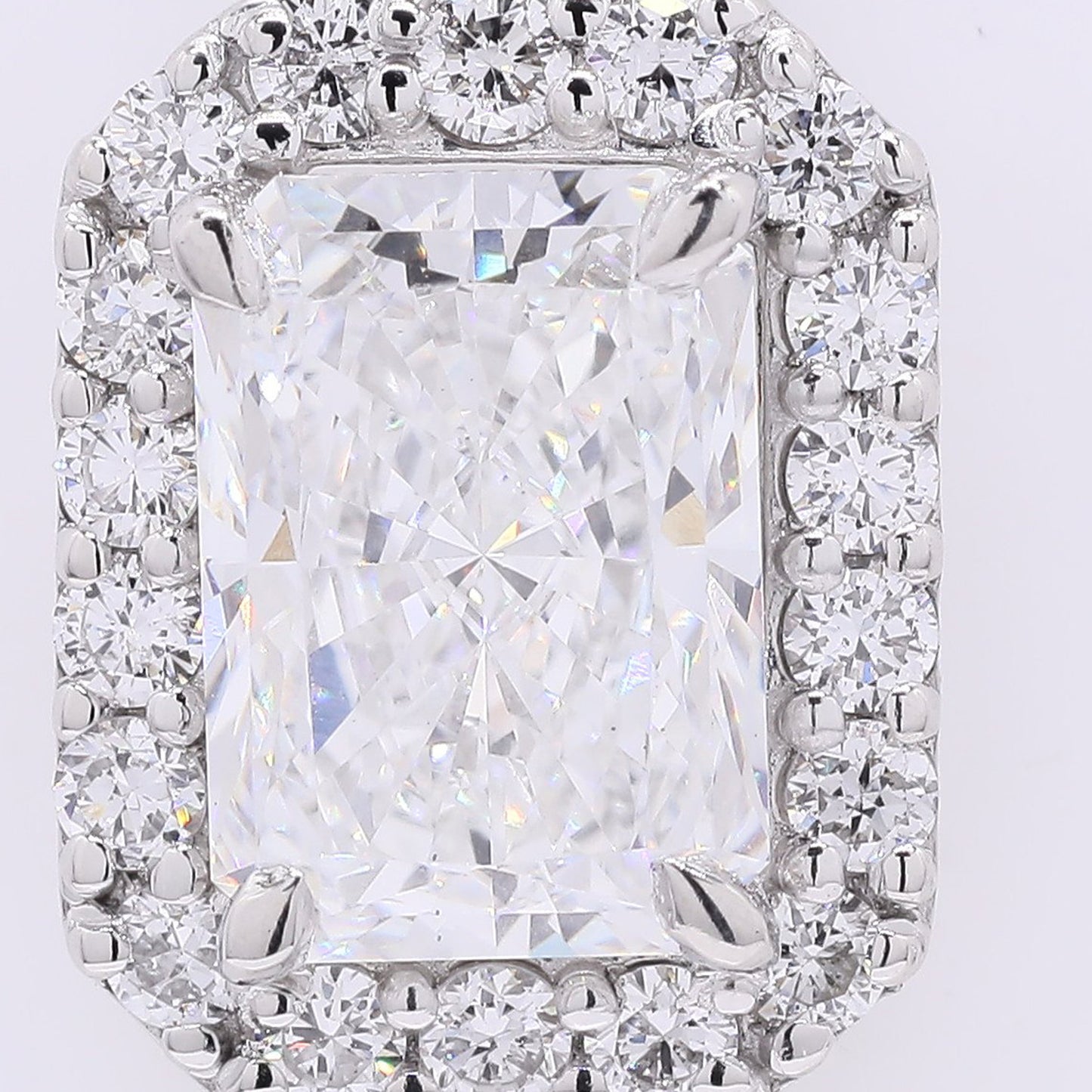 2.28 Ct Cut Cornere Rectangular Modifie Brilliant Lab Grown Diamond 950 Platinum Pendant
