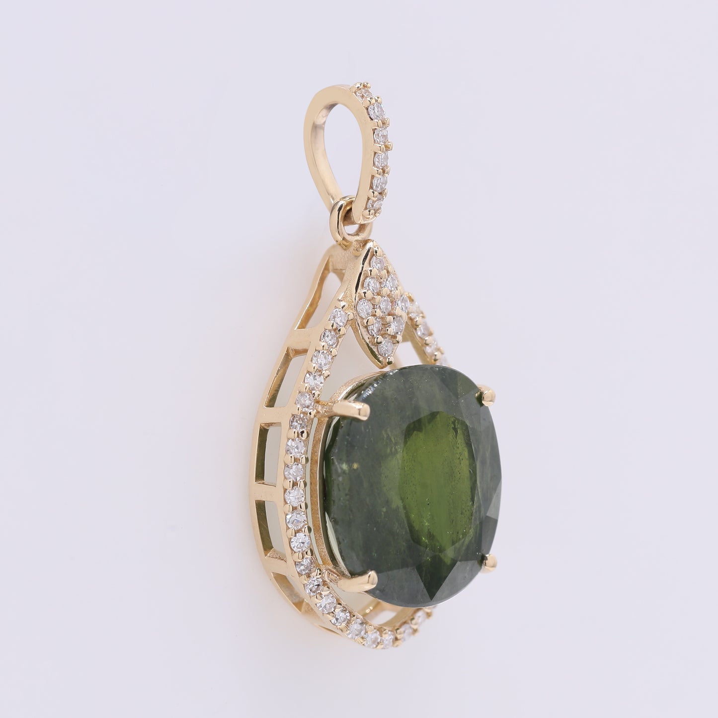 5.43 Ct Cushion Mixed Cut Natural Green Sapphire 14K Gold Pendant