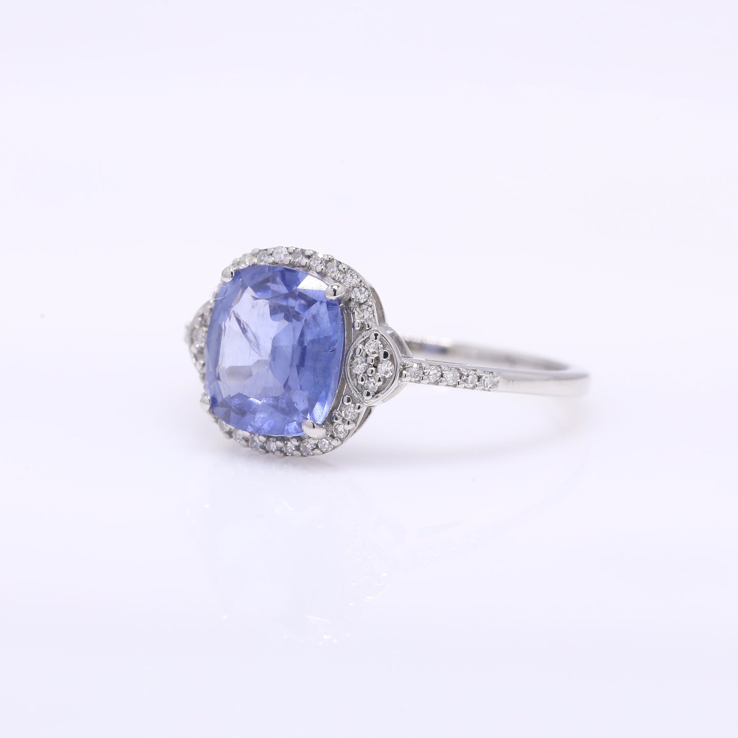 2.59 Ct Cushion Mixed Cut Natural Sapphire 950 Platinum Ring