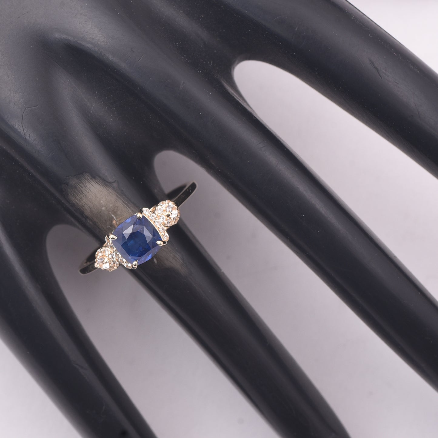 1.68 Ct Cushion Sapphire 9K Gold Ring