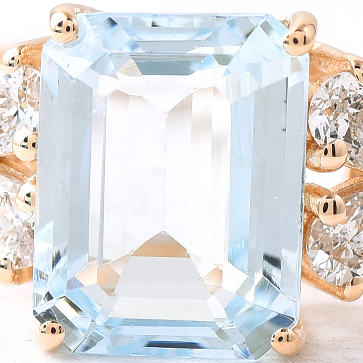 2.37 Ct Octagon Aquamarine 14K Gold Ring