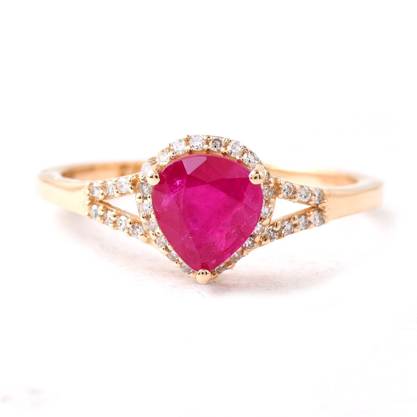 1.43 Ct Pear Ruby 14K Gold Ring