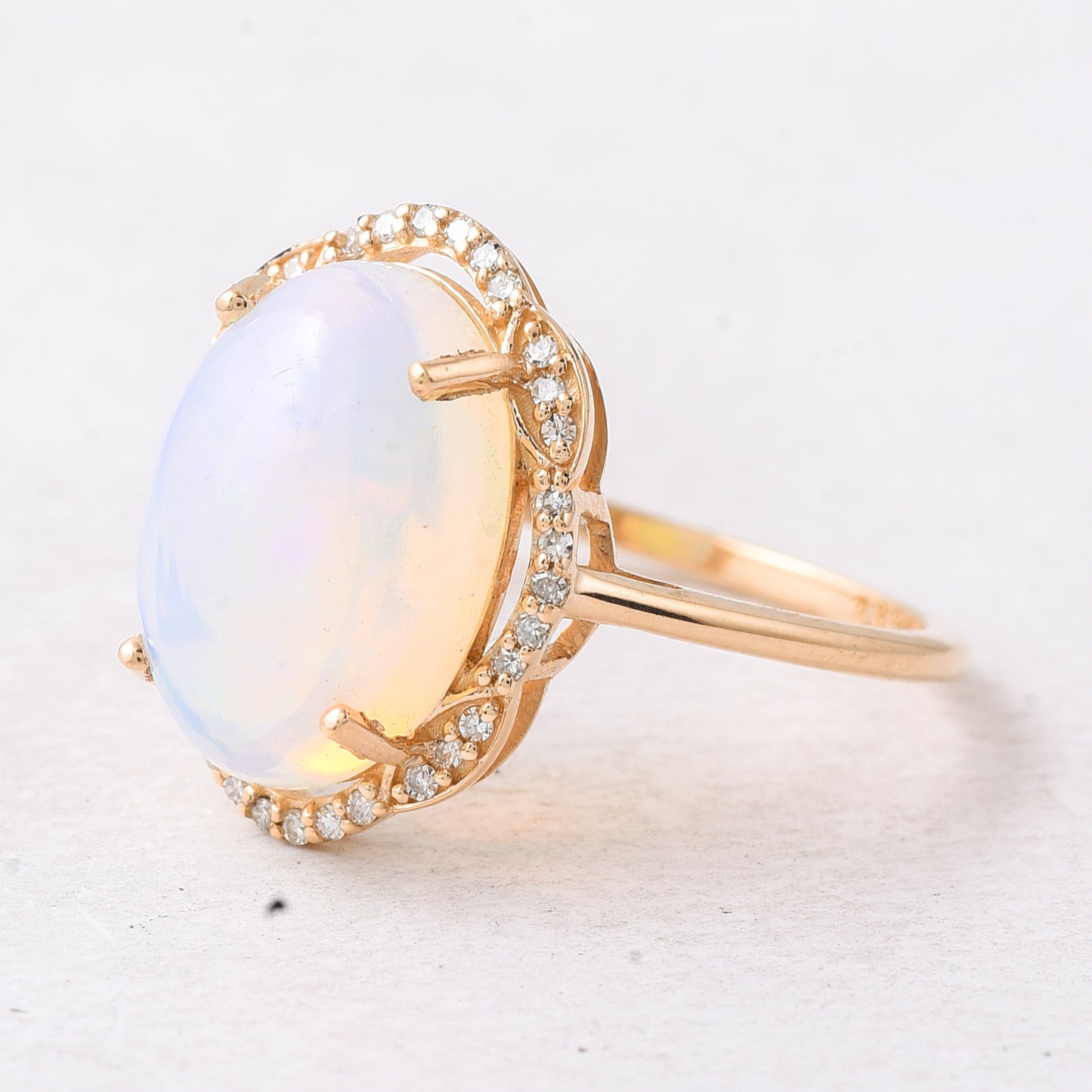 3.51 Ct Oval Cabochon Cut Natural Opal 14K Gold Ring