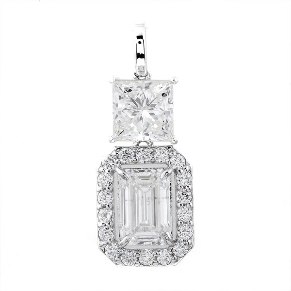 3.89 Carats Lab Grown Diamond 14K Gold Pendant