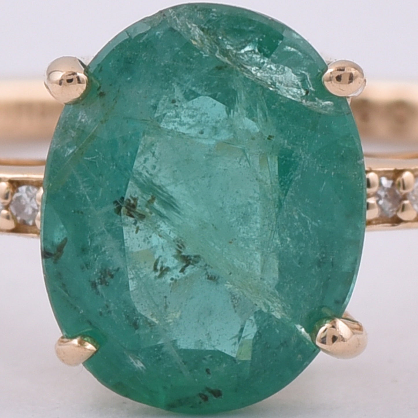 1.83 Ct Oval Natural Emerald 14K Gold Ring