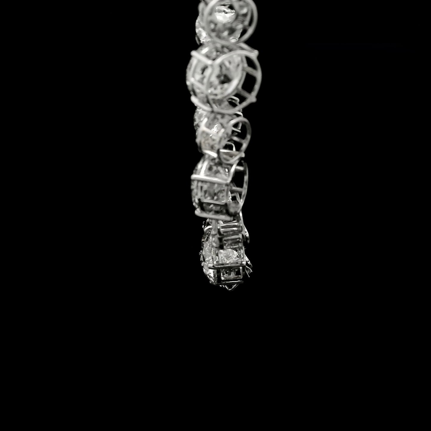 68.44 Ct Round Lab Grown Diamond 14K Gold Necklace