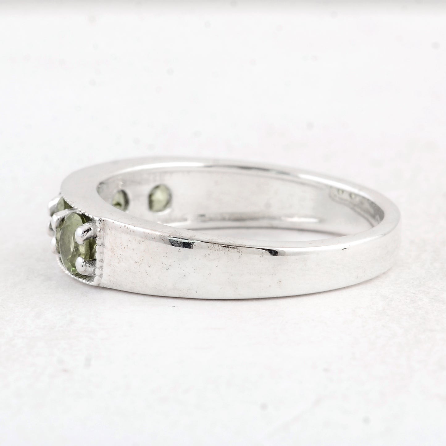 1.43 Ct Round Peridot 925 Sterling Silver Ring