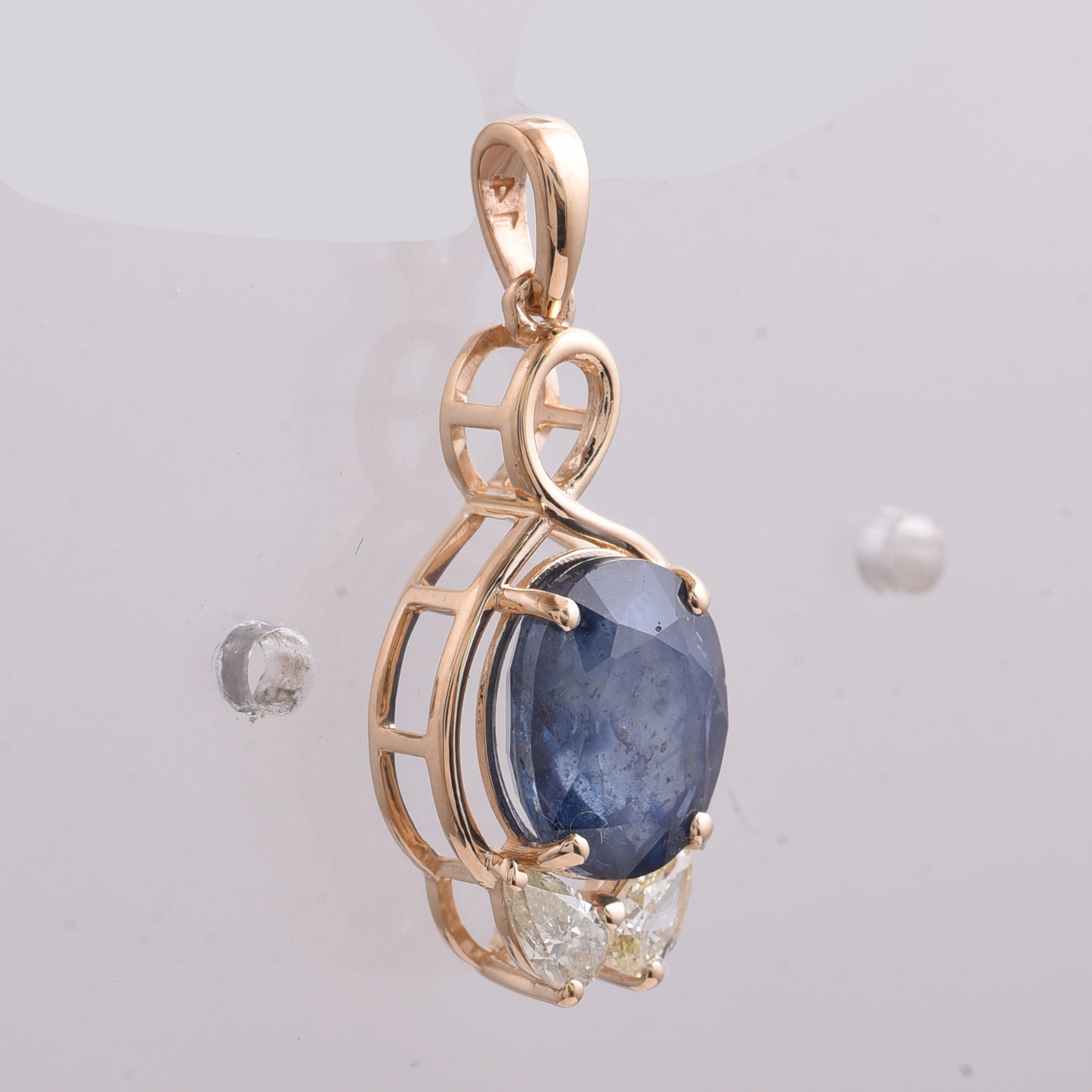 3.19 Ct Oval Mixed Cut Natural Sapphire 14K Gold Pendant