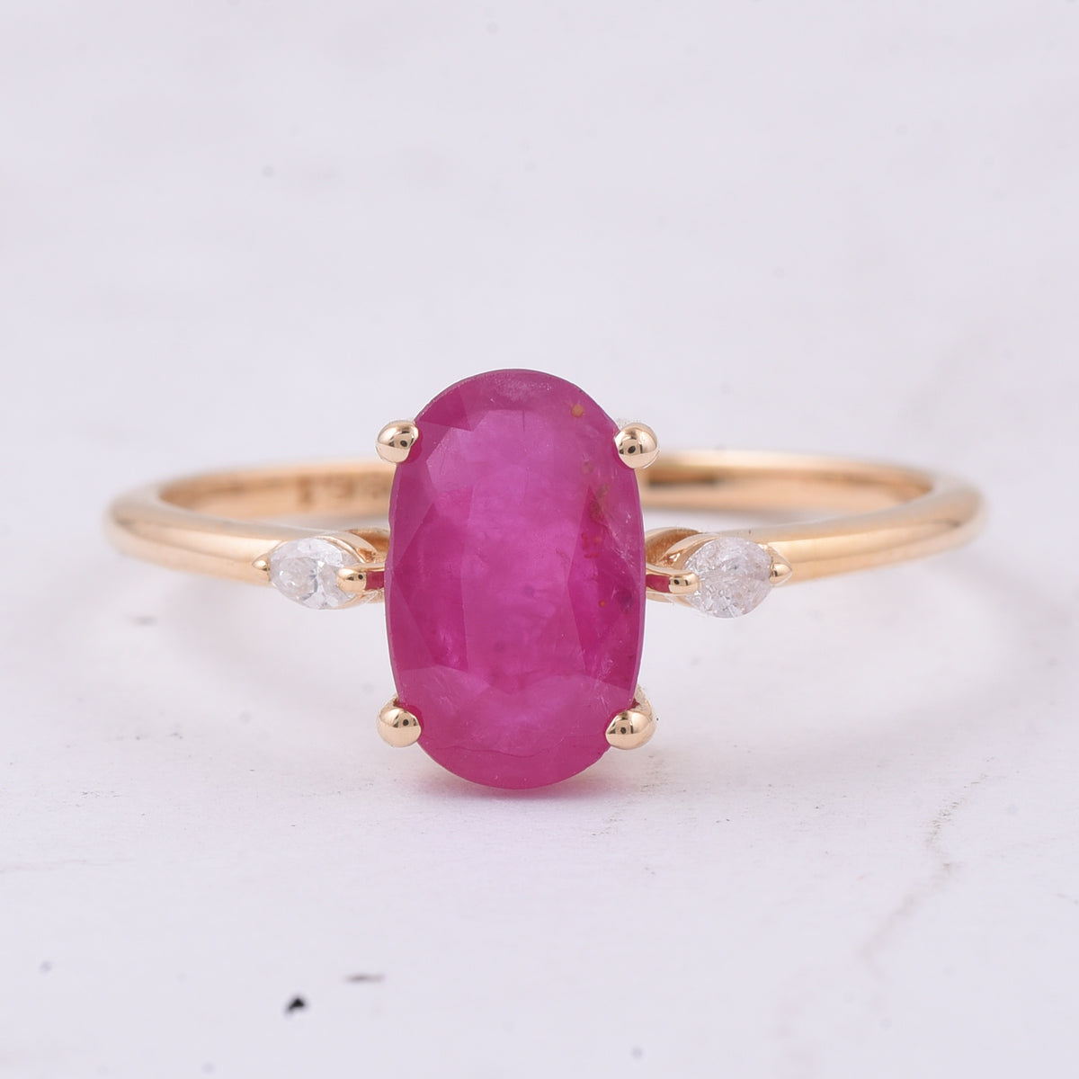1.83 Ct Oval Natural Ruby 14K Gold Ring