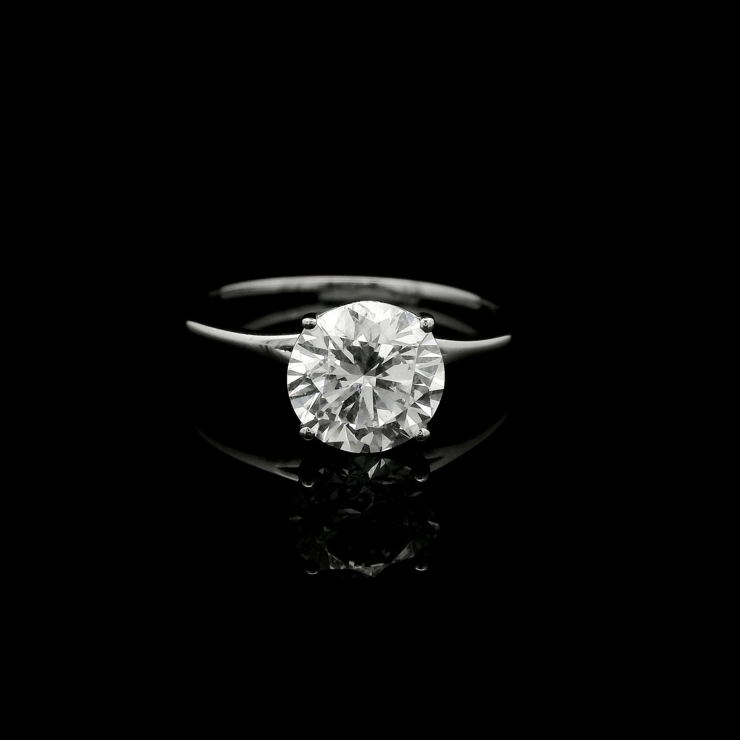 1.60 Ct Round Lab Grown Diamond 14K Gold Ring