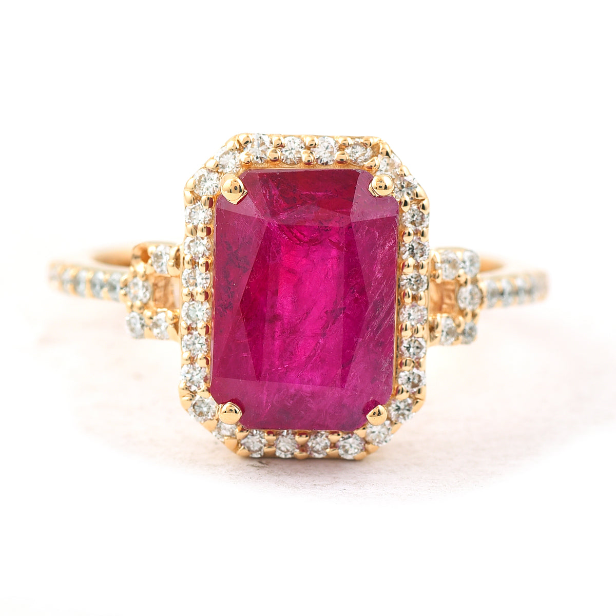 3.96 Ct Cut Cornered Rectangular Mixed Cut Natural Corundum Ruby 18K Gold Ring