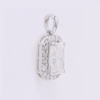 2.30 Carats Lab Grown Diamond 14K Gold Pendant