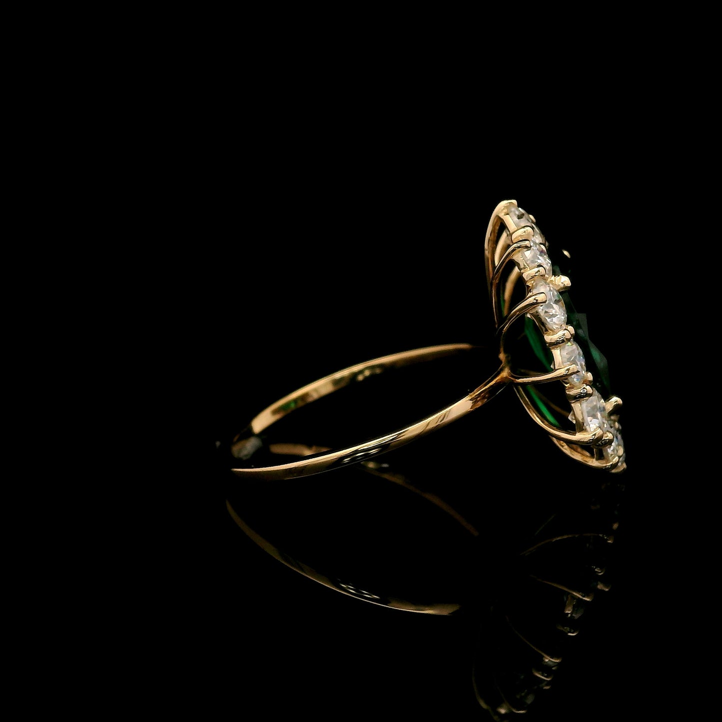 3.85 Ct Oval Mixed Cut Lab Grown Emerald 14K Gold Ring