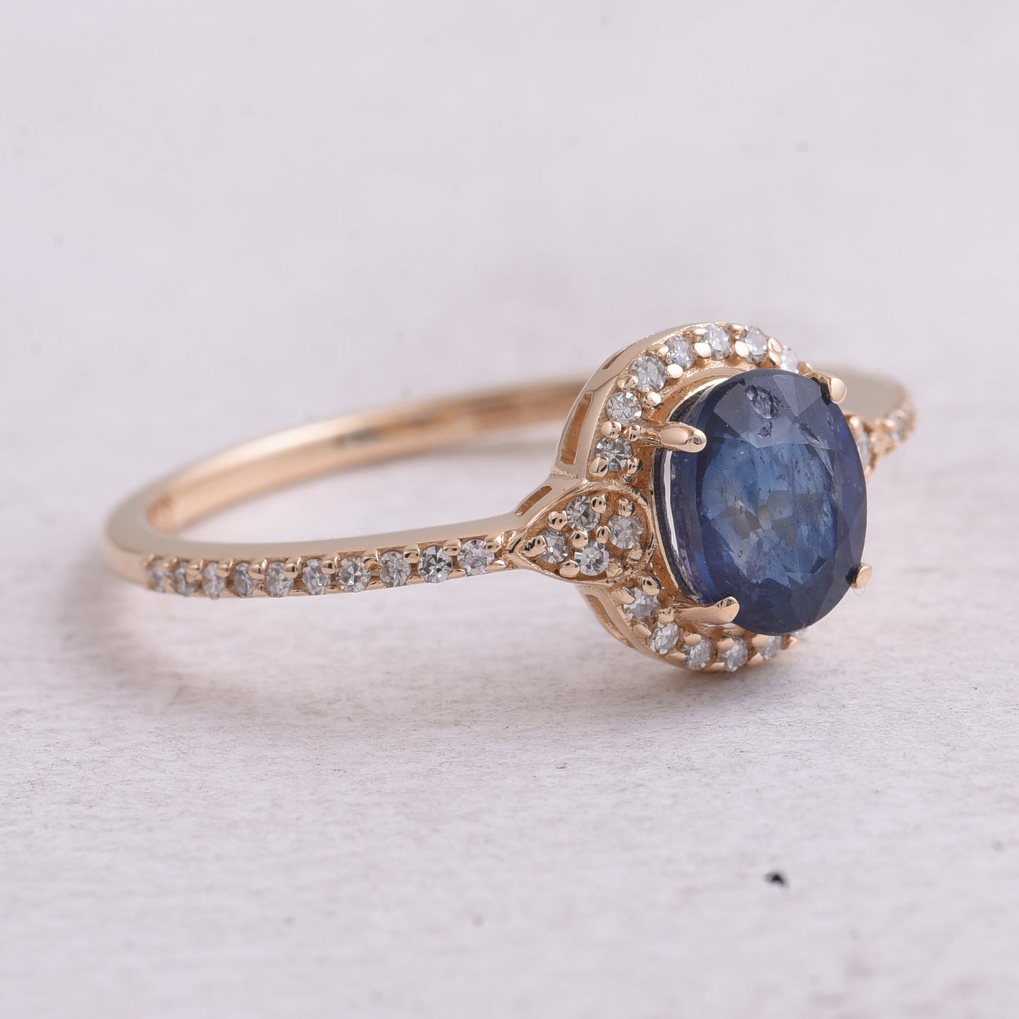 1.35 Ct Oval Mixed Cut Natural Sapphire 14K Gold Ring