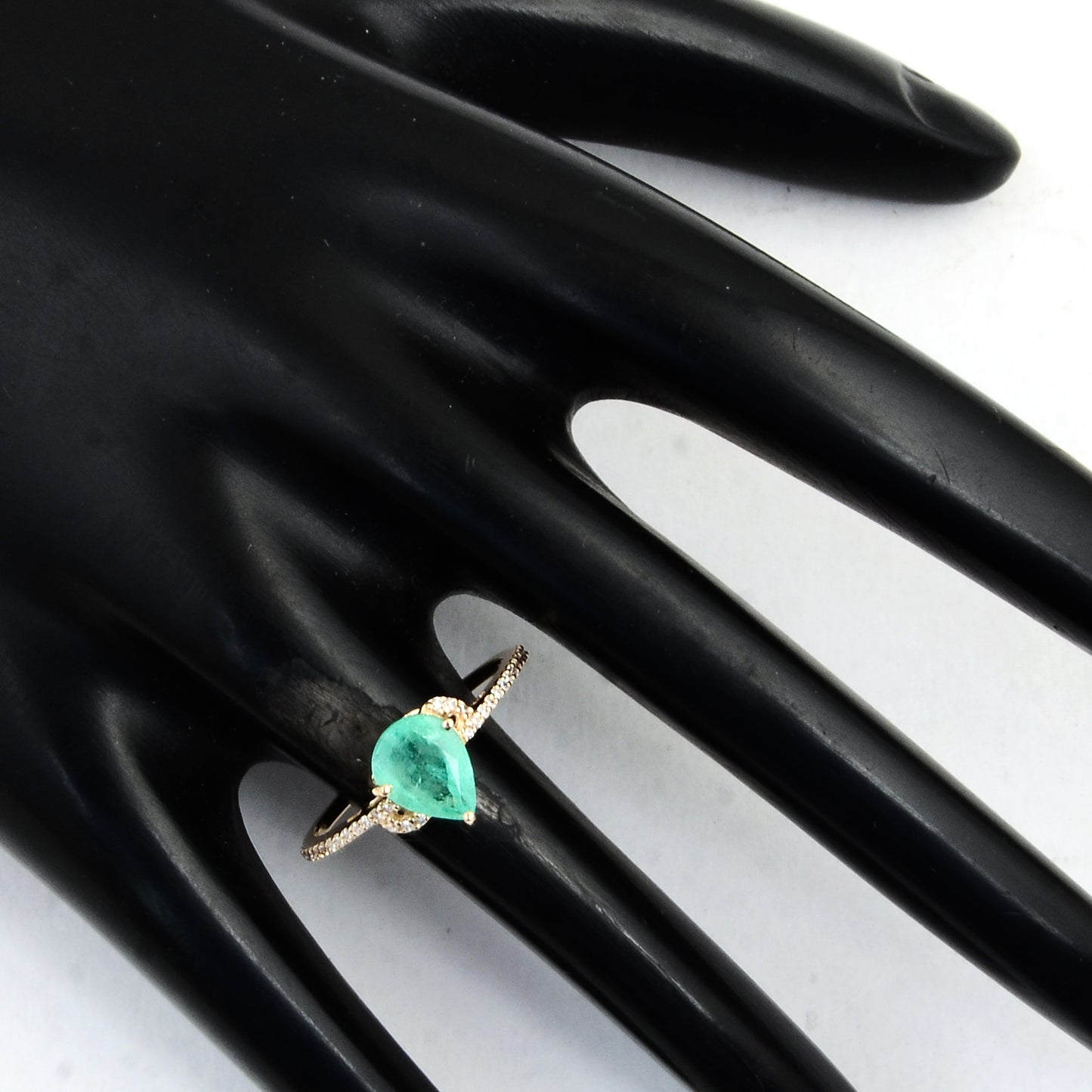 1.49 Ct Pear Mixed Cut Natural Beryl Emerald 14K Gold Ring