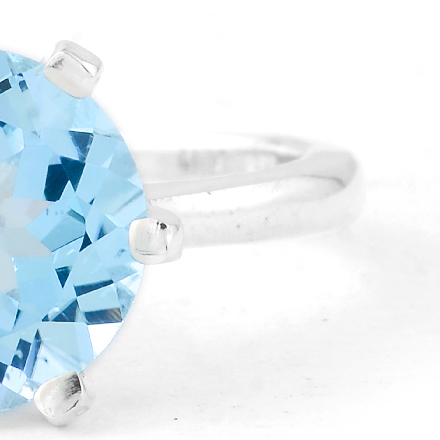 4.27 Ct Round Swiss Blue Topaz, 925 Sterling Silver Ring