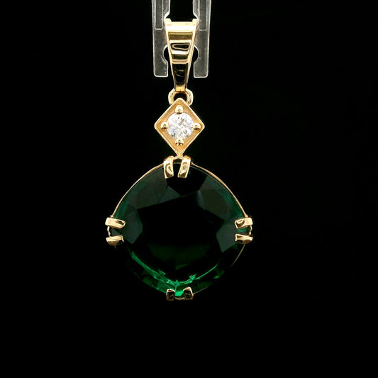 7.21 Ct Cushion Mixed Cut Lab Grown Emerald 14K Gold Pendant