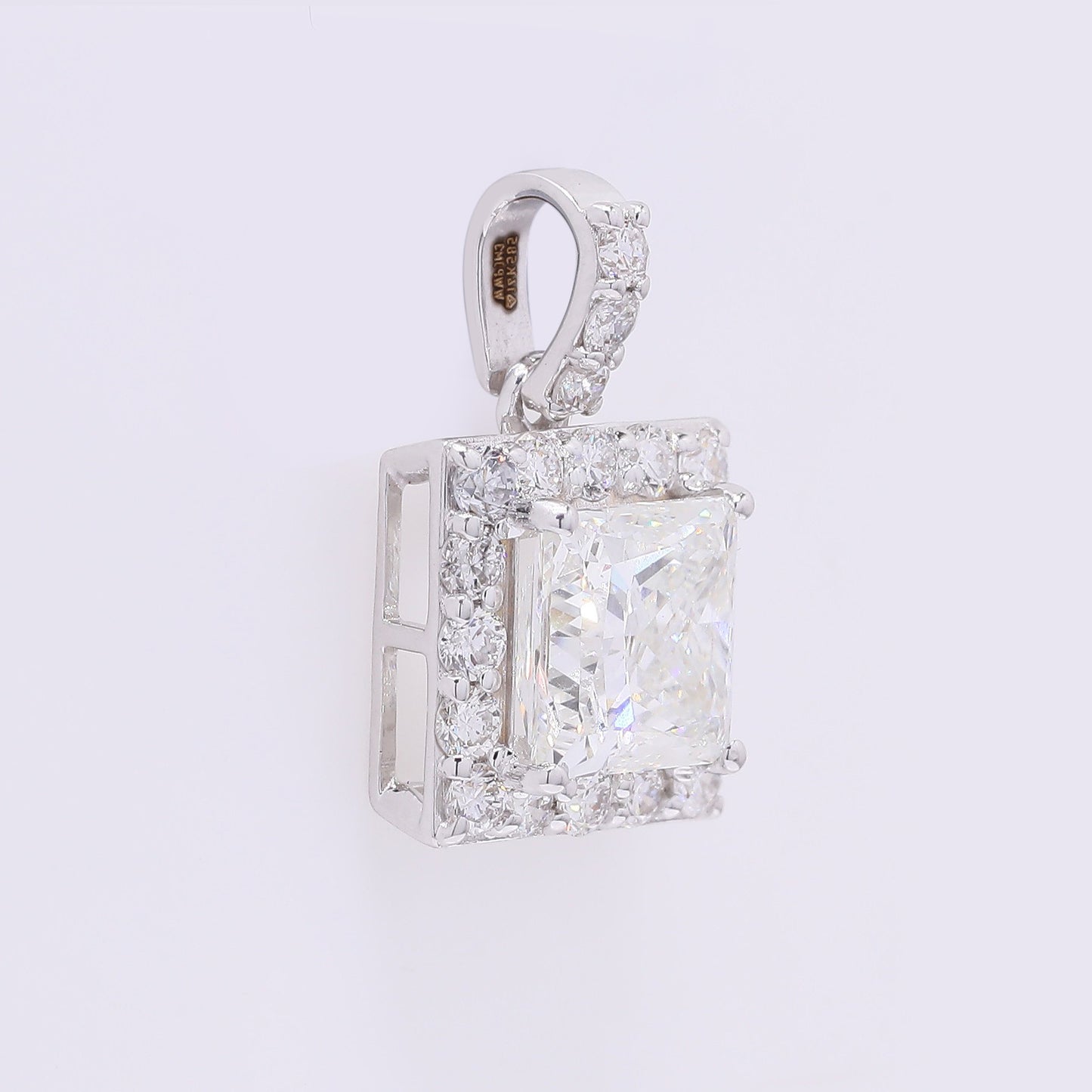 2.38 Carats Lab Grown Diamond 14K Gold Pendant